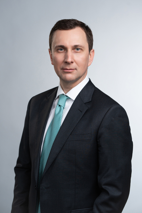 Константин Владимирович Маслаков — Биография